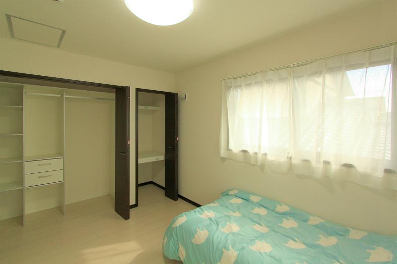 Non-living room. 2013 October 28, shooting