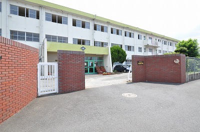 Primary school. 1134m to Kitakyushu Koyanose elementary school (elementary school)