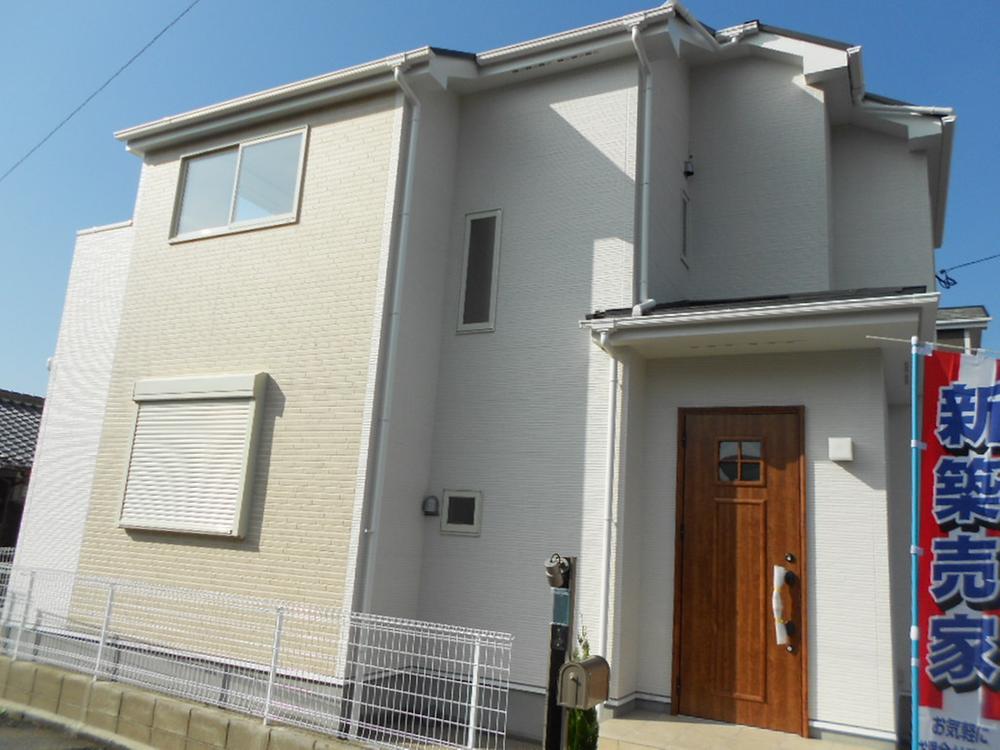 Local appearance photo