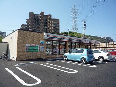 Convenience store. 600m to Seven-Eleven Rikimaru store (convenience store)