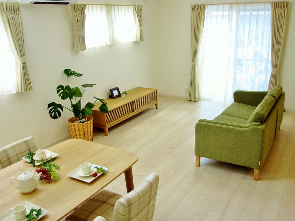 Living. From No. 3 place kitchen side (May 2013) Shooting