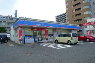 Convenience store. 207m until Lawson Hachiman Tsutsui Machiten (convenience store)