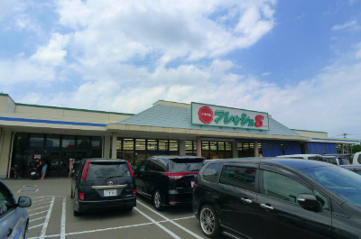 Supermarket. Supa_Daiei 538m to fresh 8 EVERY Honjo store (Super)