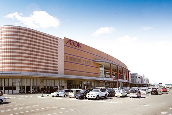 Shopping centre. 2700m to Nogata ion Mall