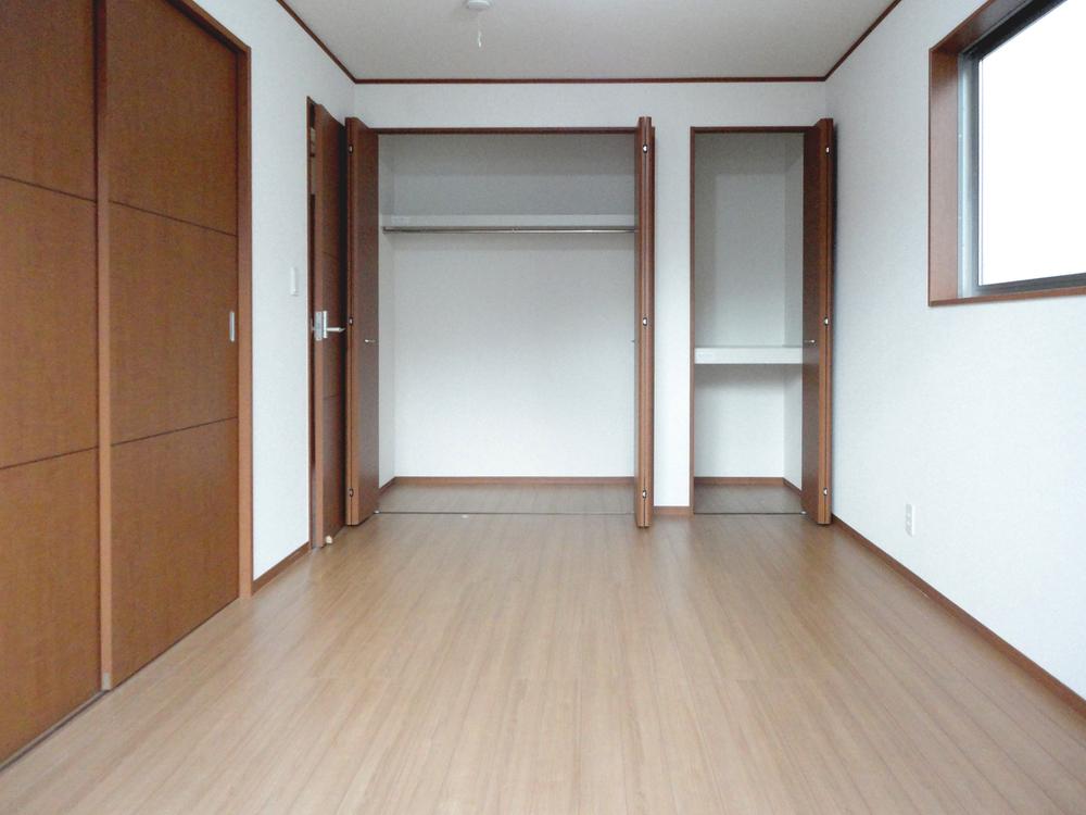 Non-living room. 6.7 Pledge of Western-style. 