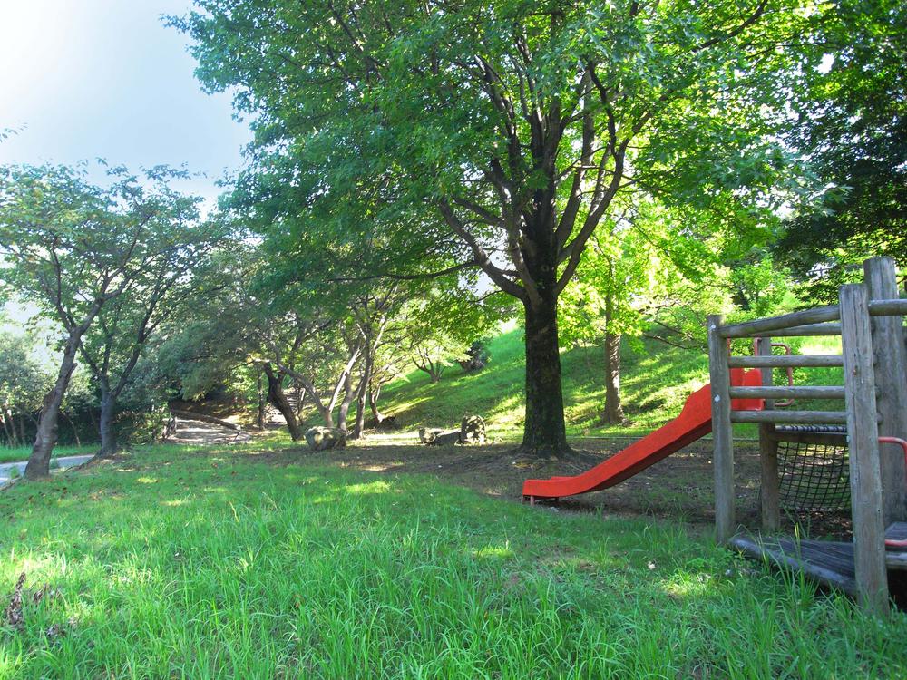 park. 230m to Bessho park