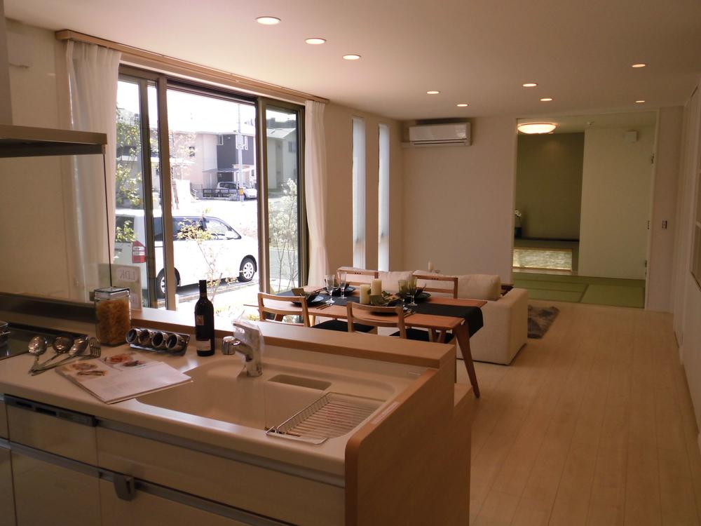 Living. Indoor (March 2013) Shooting