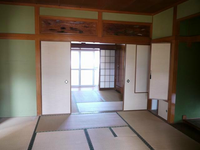 Non-living room