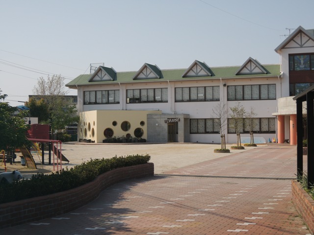 kindergarten ・ Nursery. Jozu Auditor kindergarten (kindergarten ・ 600m to the nursery)