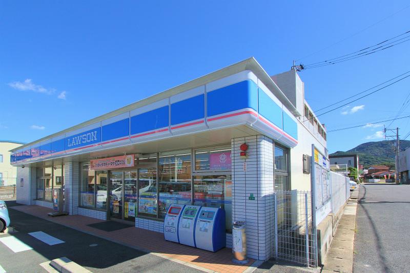 Convenience store. 484m until Lawson Yahata Machikojakuhigashi shop