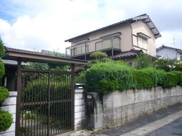 Local appearance photo