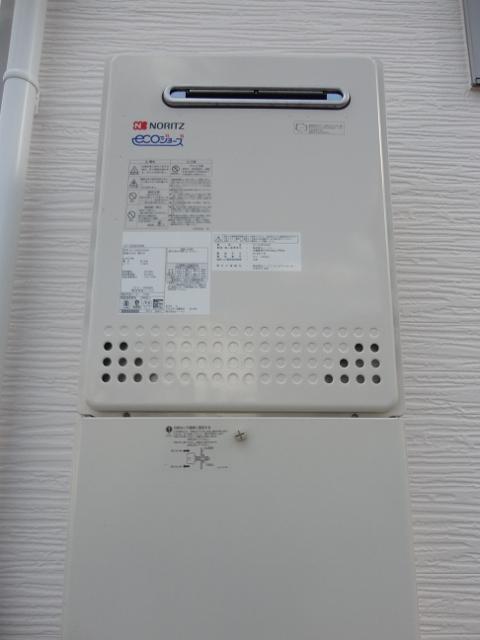 Power generation ・ Hot water equipment. It is very profitable in the eco Jaws adoption of energy-saving water heaters!