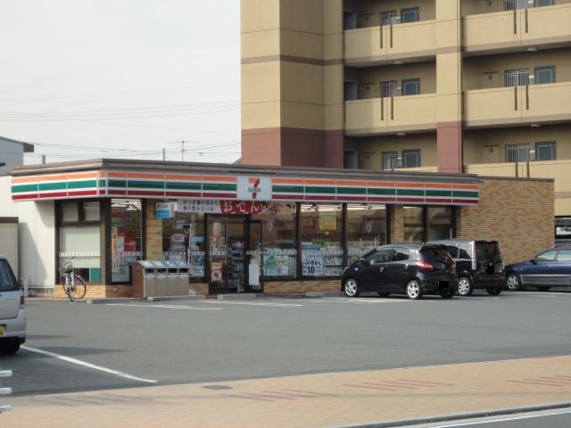 Convenience store. 466m to Seven-Eleven Yahata Koyanose shop