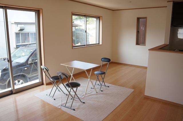 Same specifications photos (living). Same specifications