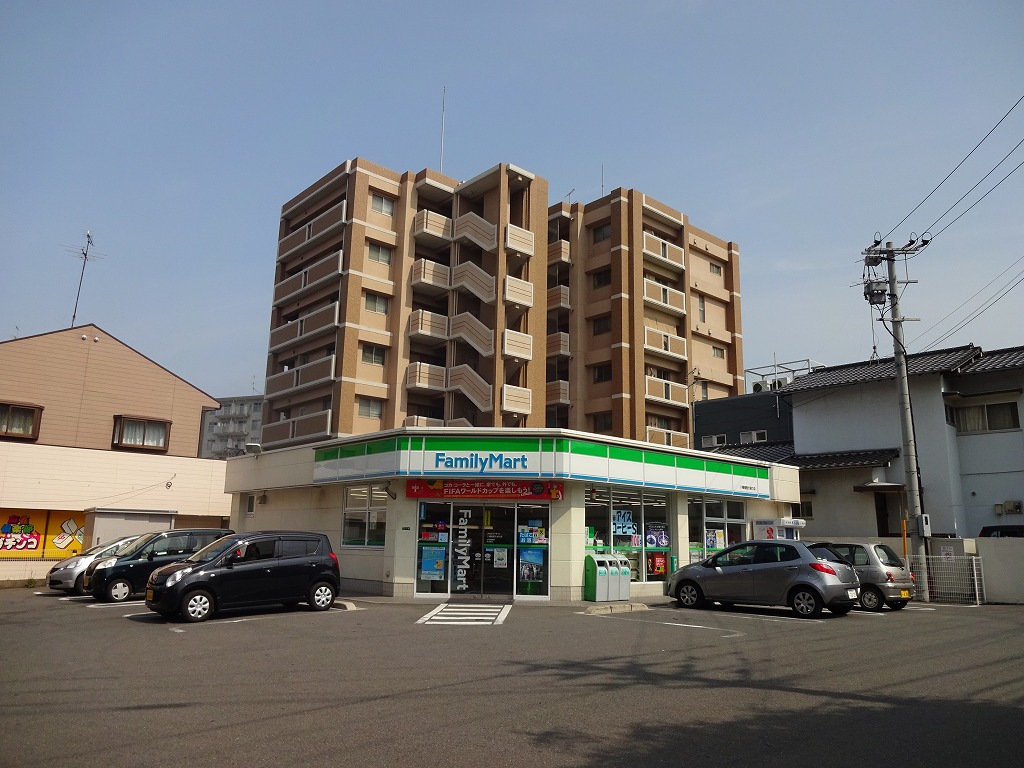 Convenience store. FamilyMart Hachiman production Medical College Street store up to (convenience store) 249m