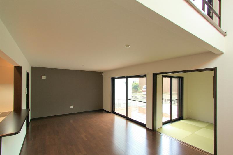 Living. Local (July 2013) Shooting