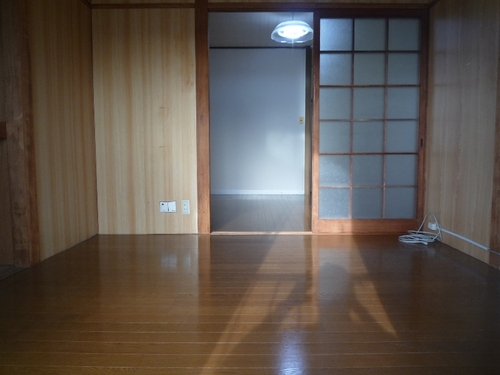 Other room space. Western-style (about 3.7 tatami mats)