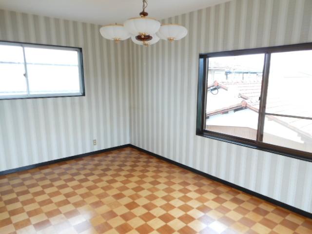 Non-living room