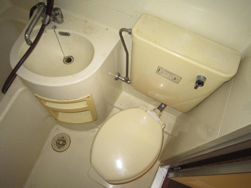 Toilet