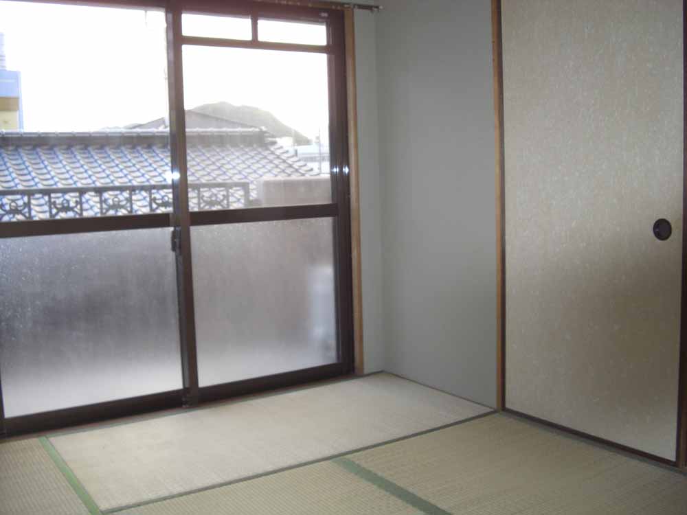 Other room space. Japanese-style room 6 quires