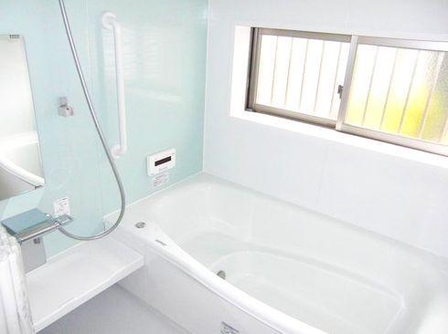 Same specifications photo (bathroom). Good bathroom per yang!