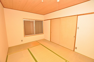 View. Appearance as viewed in a different light the 6 Pledge Japanese-style room.