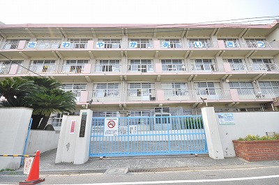 Primary school. Honjo until the elementary school (school district) (Elementary School) 500m