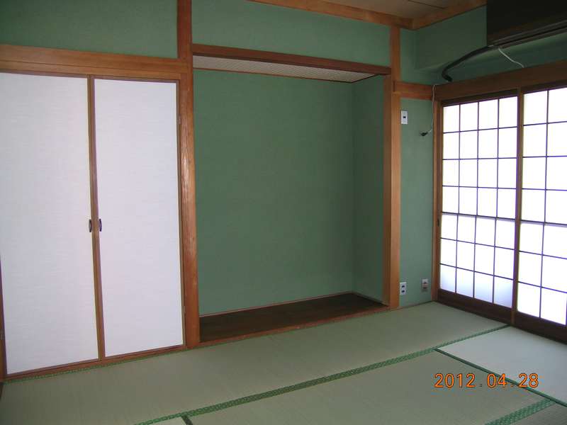 Other room space. 8 quires of Japanese-style room