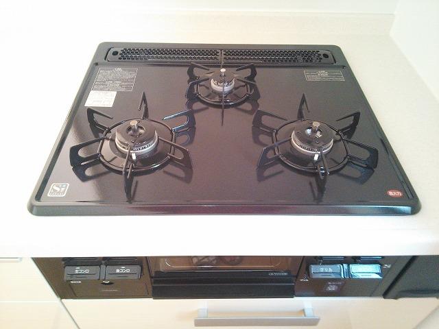 Other. 3-burner stove