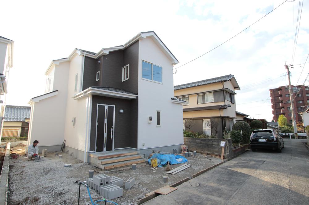 Local photos, including front road