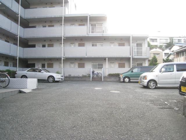 Parking lot