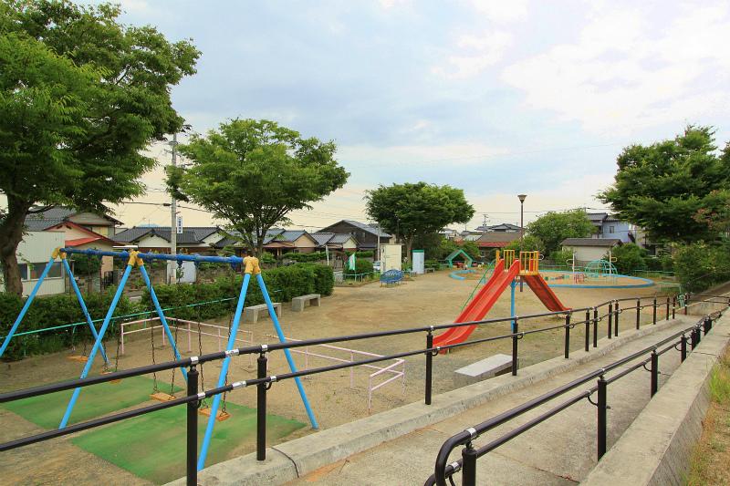 park. Kominedai south 250m up to number one park