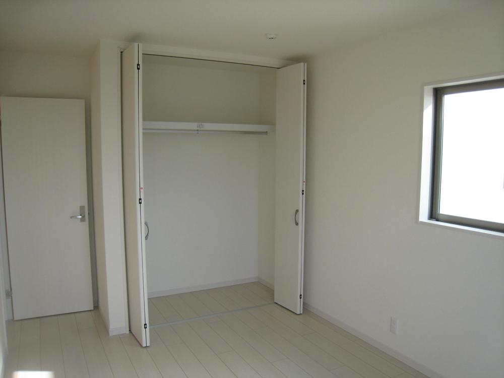 Receipt.  ■ There are all rooms housed!