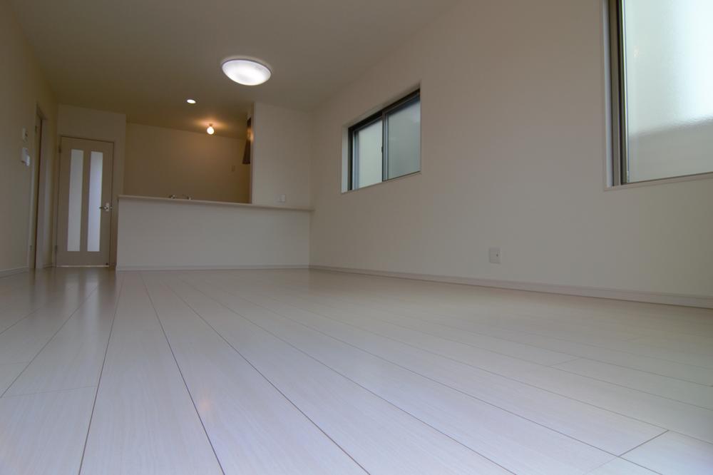 Living.  ■ I feel very widely