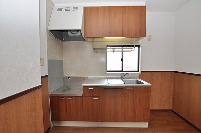 Kitchen. Gas stove can be installed.