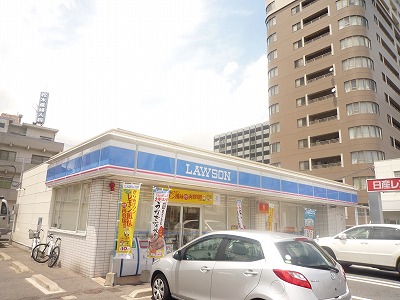 Convenience store. Lawson 600m to Hachiman Tsutsui Machiten (convenience store)