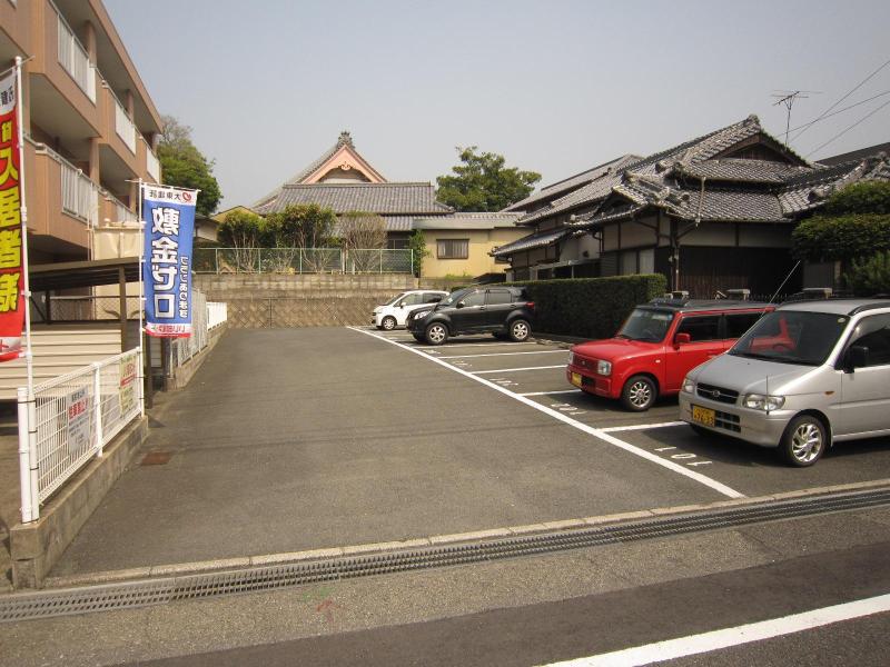 Parking lot