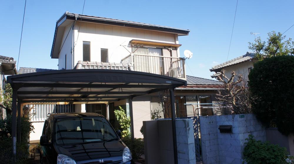 Local appearance photo. It is also close to Orio Station