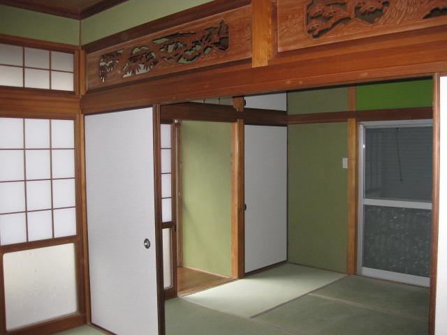 Non-living room. It is convenient there is a Japanese-style room of the two-between More. 