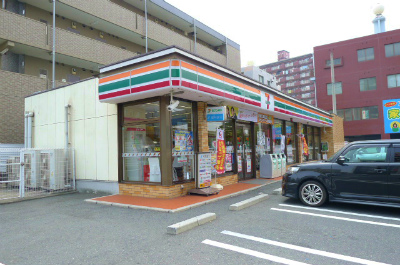 Convenience store. Seven-Eleven 348m to Tsutsui Hachiman Machiten (convenience store)