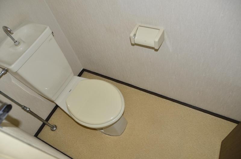 Toilet