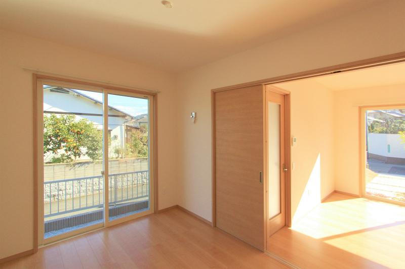 Non-living room. 2013 December 12, shooting