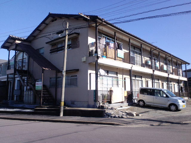 Building appearance. building, Southwest side.