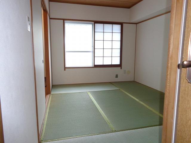 Non-living room. Japanese style room