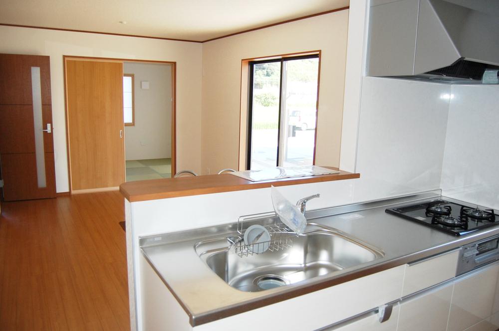 Same specifications photos (living)