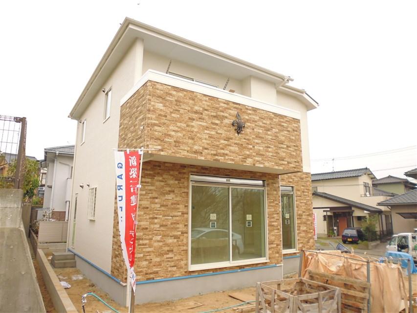 Local appearance photo. Local photo (2013 November 2, 2008)