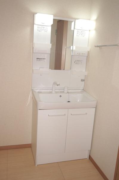 Same specifications photos (Other introspection). (1 Building) same specification