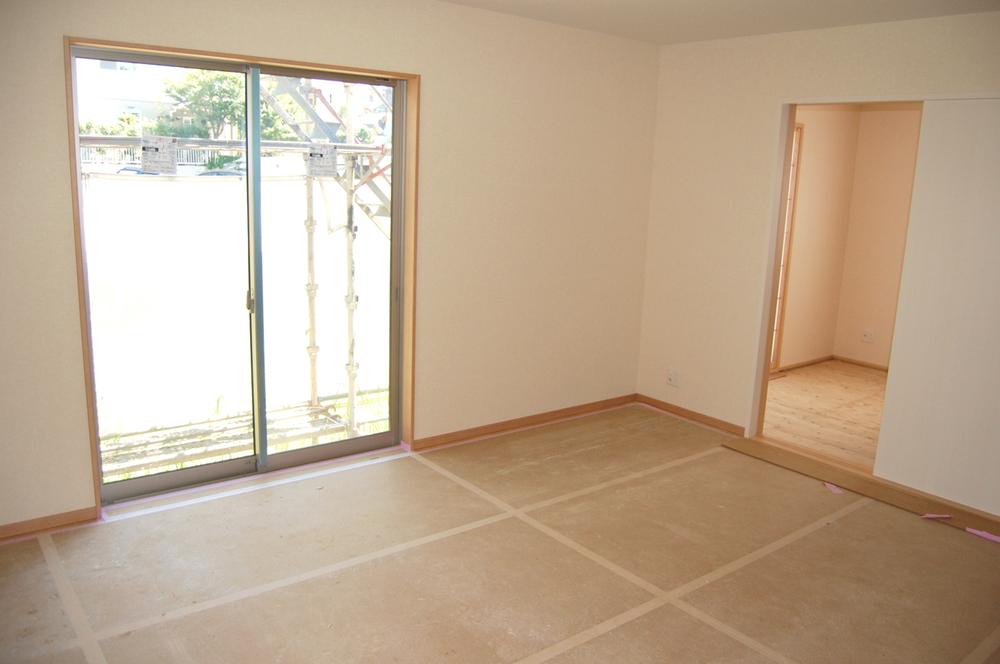 Same specifications photos (living)