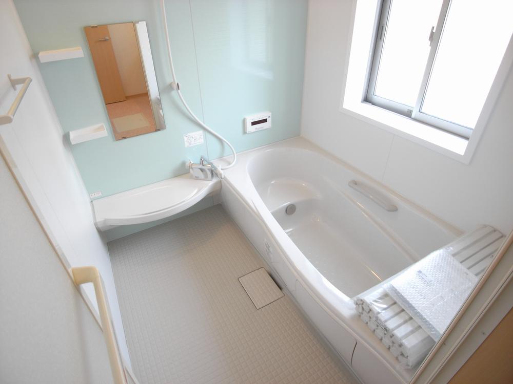 Same specifications photo (bathroom). Same specifications