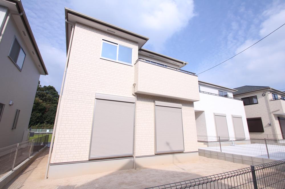 Local appearance photo.  ☆ Image is a photograph at the time of completion ☆